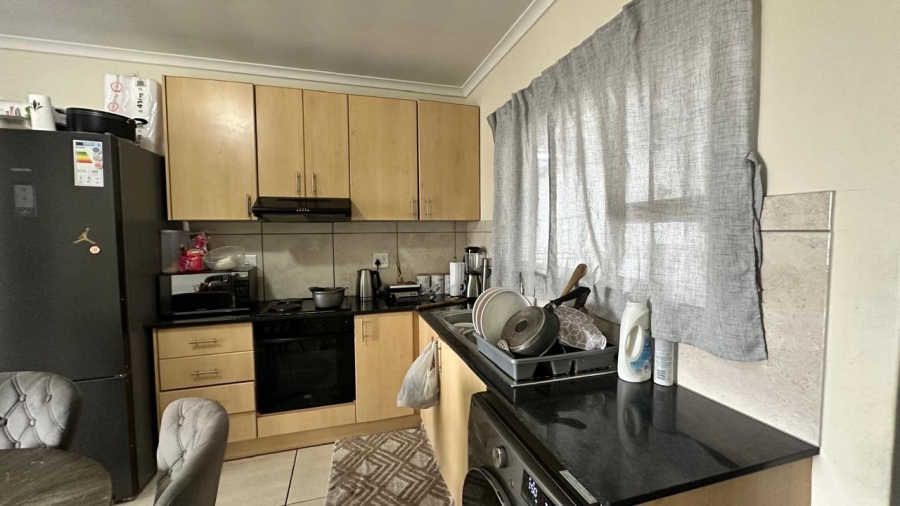 2 Bedroom Property for Sale in Parklands Western Cape